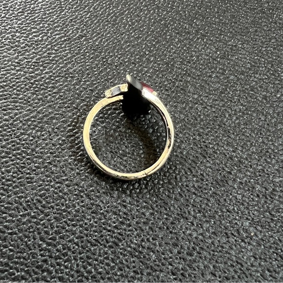 8 Piece Jewelry Lot Boho Necklaces, Earrings, Silver Bracelet, Fashion Leaf Ring - Picture 12 of 14